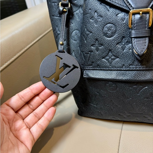 Louis Vuitton empreinte leather Montsouris backpack black - Picture 5 of 10
